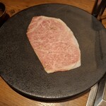 焼肉うしごろ - 鹿児島県産の大判サーロイン・その3です。