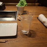 焼肉うしごろ - 追加のお冷です。