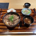 すき焼き 牛しゃぶ 松重 - 限定15食　朝姫丼　1100円