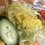 タプロース - 千切りキャベツの下には茹でキャベツカレー味が沢山