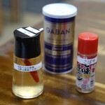 こばや食堂 - 後半、唐辛子酢を足すと、グッと増す風味