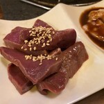 炭火七輪焼肉 てげ屋ホルモン - 