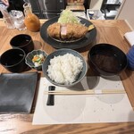 車道 フライのぶた福 - 