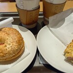 スターバックスコーヒー - 料理写真:ベーコンエッグ＆あらびきソーセージ