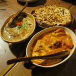 カッチャル バッチャル - バターチキン・カレー、牡蠣の白いカレー、カブリ・ナン(イチジクとナッツのナン)