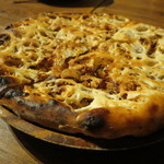 カッチャル バッチャル - カブリ・ナン(イチジクとナッツのナン)