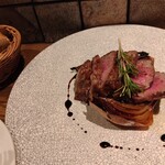 ヴィネリア・タユート - 土佐あか牛のタリアータ