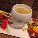 ヴィネリア・タユート - 季節野菜のバーニャカウダ