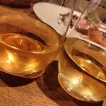 ヴィネリア・タユート - 