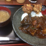 新橋　ごはん亭 - 野菜カレー、唐揚げ単品、味噌汁(豚汁)