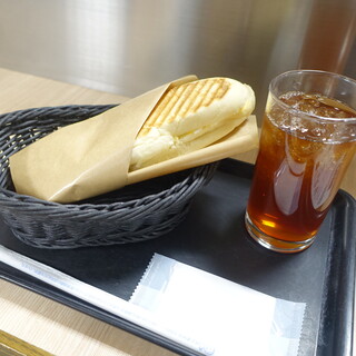 BECK'S COFFEE SHOP_0