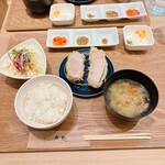 とんかつ成蔵 - 