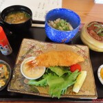 丸福 - Bランチ　1500円(税込)