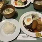 洋食クアトロ - 