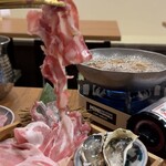 大衆しゃぶしゃぶ勝治 野毛店 - 牛バラ