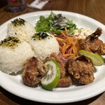 アロハテーブル - フライドチキンプレート1280円