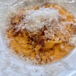 まずはカルボナーラかボロネーゼ - 