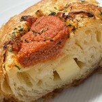 ブーランジェリー・ラパン - タラコチーズカットアップ