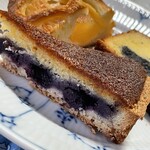 ブーランジェリー・ラパン - ブルーベリーケーキ