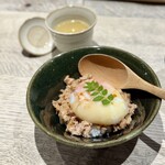 鳥さき - そぼろ丼　鳥スープ