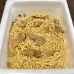 ドン・キホーテ - 料理写真:ペヤングー贅沢やきそば 本物の松茸