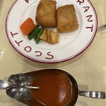 スコット（新館） - カニのクレープ包みコロッケ