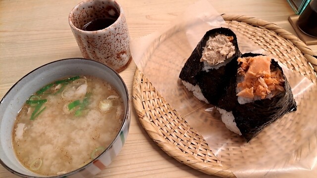 おにぎり・とん汁 山太郎 （山太郎）のご予約 - 鬼子母神前/おにぎり
