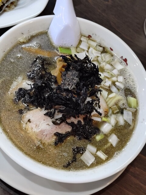 ラーチャン家 三条店 - 北三条/ラーメン | 食べログ