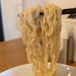 純手揉み中華 れん - 最後まで美味しい太麺