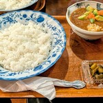 茶豆 - キーマカレー（普通）+アボカドトマト