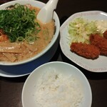 来来亭 - 料理写真:カキフライ定食+トッピング