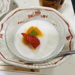 魚兼 - 杏仁豆腐