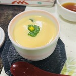 魚兼 - 蓋を取るとこんな感じ