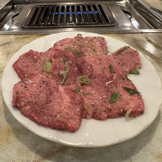 大同園 - 料理写真:上タン塩