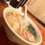 藤井 - 鶏塩海老わんたん麺