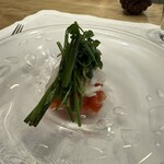 シャントレル - 3皿目
      ヤリイカ、トマト、セリ