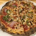 泡Awa de PIZZA - ベーコンとオニオンとピーマン❣️