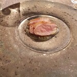 マルコンソールプリュ - 肉料理=
      鴨肉、レンズ豆、紫キャベツのザワークラウト