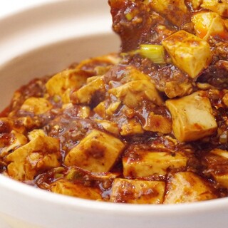伝統的な味の四川料理をご提供。辛味が少ないお料理もございます