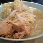 ラーメン マシンガン - ラーメン・・脂が濃い方・・。