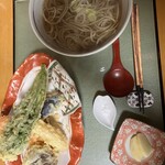 七ツ母里 - 海老天蕎麦