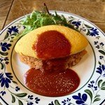 シェ クープル - プレーンオムレツライス（950円）