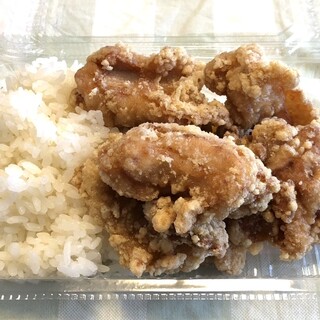 からあげの達人×弁当 からたつ_0
