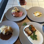 Crossroads Kitchen - 