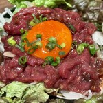 ビーフキッチンスタンド - 馬刺しユッケ