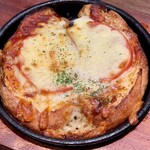 ビーフキッチンスタンド - ピザっぽいパン