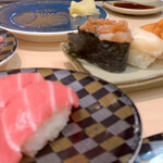 廻転寿司　まぐろ問屋 めぐみ水産 - 