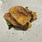 Kumazawa - 牡蠣のソテー、鮑のオイスターソース、上にオランデソース ちぢみほうれん草