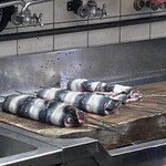 石橋うなぎ店 - ウナギ　仕込