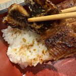鰻家 - ご飯にはタレが載っていない、、